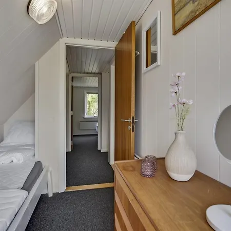 Alard - 300m To The Fjord By Interhome 度假居